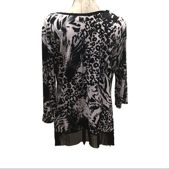 Passport Shark-bite tunic - Picture 4 of 7